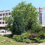 Mercure Lyon Est 4* Villefontaine