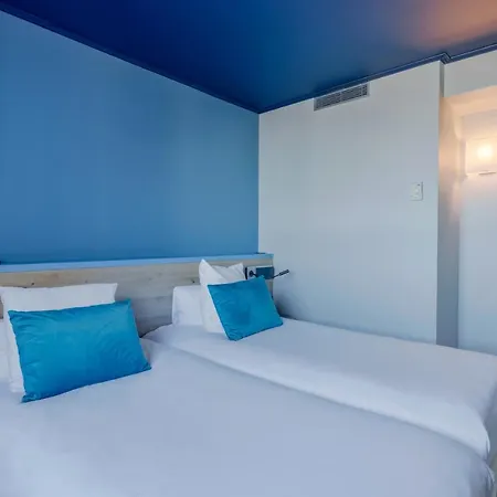 Mercure Lyon Est 4*