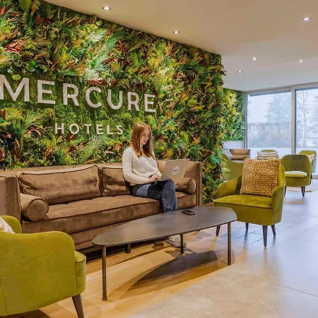 Mercure Lyon Est מלון וילפונטיין