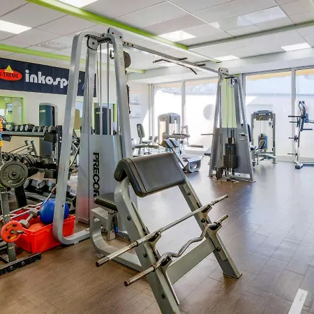 Mercure Lyon Est 4*