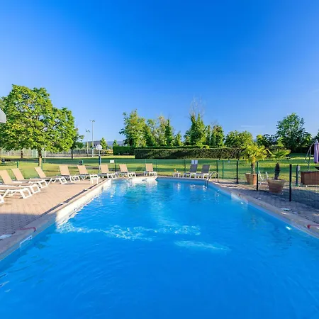 Mercure Lyon Est 4*