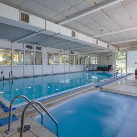 Mercure Lyon Est 4* וילפונטיין