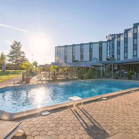 מלון Mercure Lyon Est