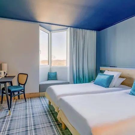 Mercure Lyon Est 4*
