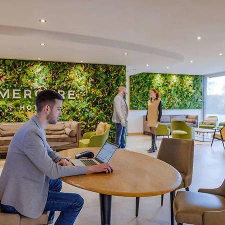 Mercure Lyon Est 4*