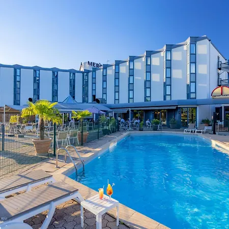 Mercure Lyon Est Hotel