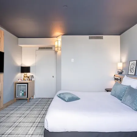Mercure Lyon Est Hotel