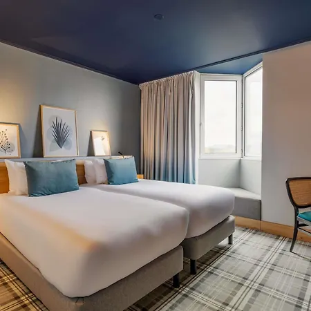 Mercure Lyon Est 4*